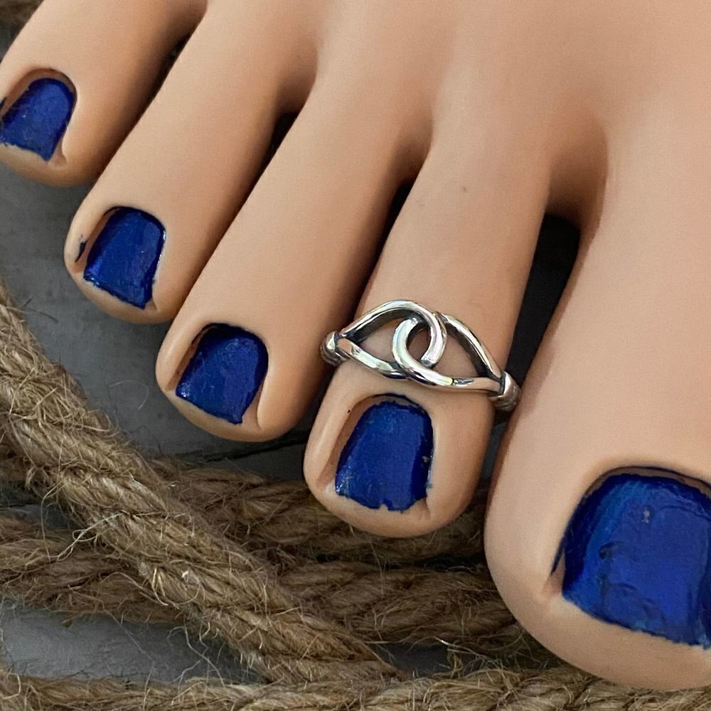 Sterling Silver Knot Loop Toe Ring - Picture 2 of 3